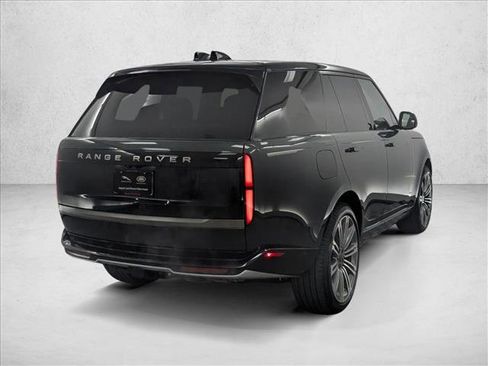 New 2026 Land Rover Range Rover SE image 6