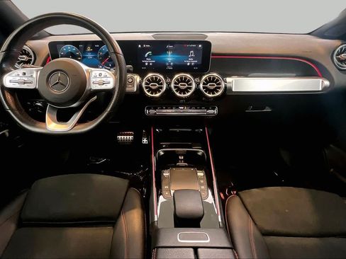 Used 2021 Mercedes-Benz GLB 250 image 14