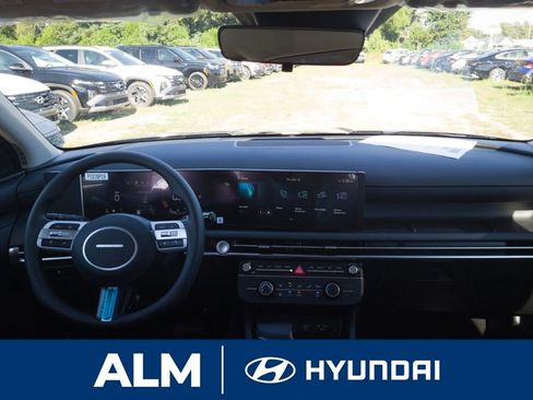 New 2026 Hyundai Tucson SE image 15