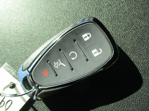 Used 2023 Chevrolet Equinox LT image 40