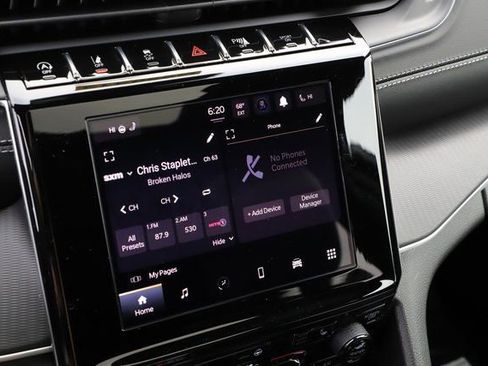 New 2025 Jeep Grand Cherokee Altitude image 30