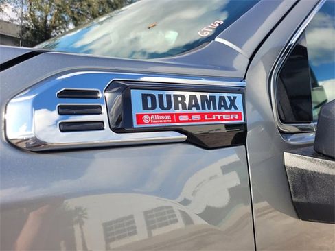 New 2026 GMC Sierra 2500 Denali w/ Denali Reserve Package image 3