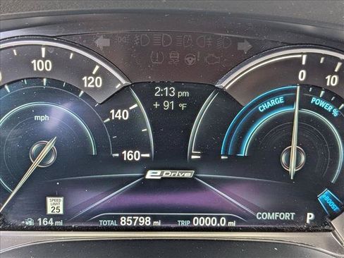 Used 2019 BMW 530e w/ Convenience Package RWD image 11