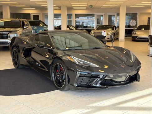 Used 2024 Chevrolet Corvette Stingray Coupe w/ 1LT image 3