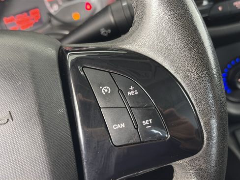 Used 2016 RAM ProMaster City Tradesman FWD image 13
