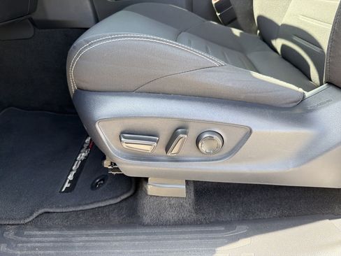 Certified 2024 Toyota Tacoma TRD Off-Road w/ TRD Off Road Upgrade Package image 20