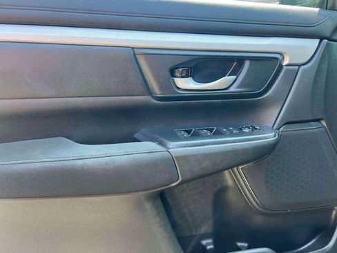 Used 2019 Honda CR-V LX image 19