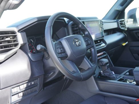New 2026 Toyota Tundra SR image 18