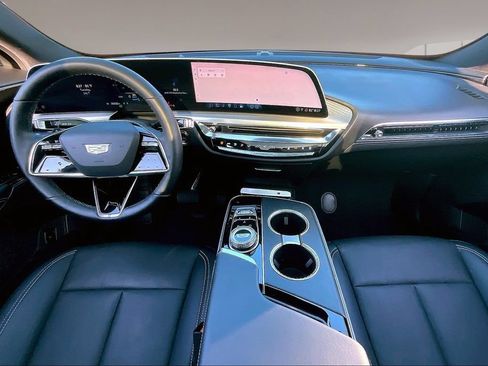 Certified 2024 Cadillac Lyriq Luxury w/ LPO, Floor Liner Package AWD/4WD image 15