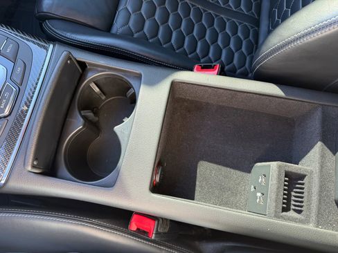 Used 2016 Audi RS 7 Prestige w/ RS 7 Dynamic Package image 31