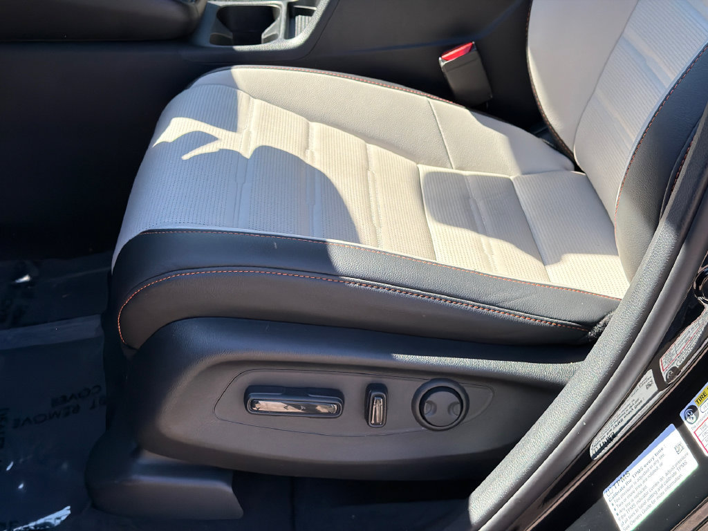 Used 2025 Honda CR-V Sport Touring image 13