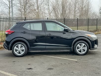 Used 2025 Nissan Kicks Play S