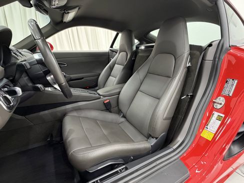 Certified 2024 Porsche 718 Cayman image 25