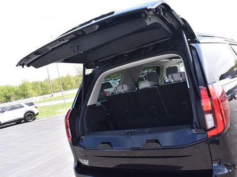 Used 2025 Ford Expedition Active AWD/4WD image 33