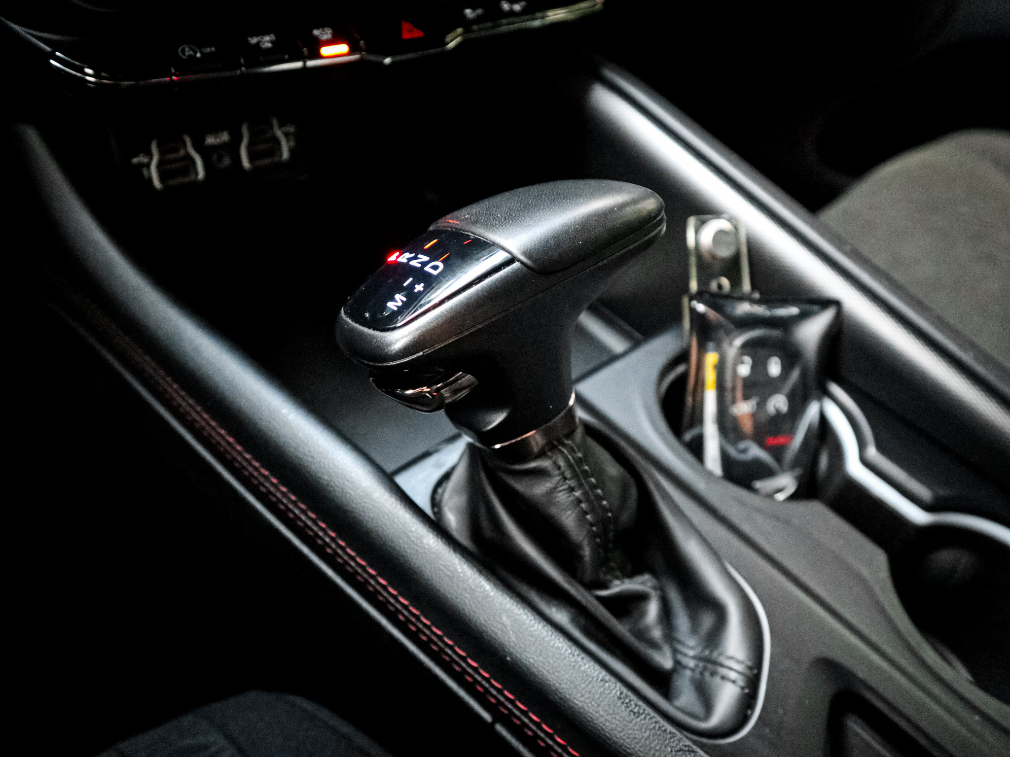 Used 2025 Dodge Durango GT RWD image 25