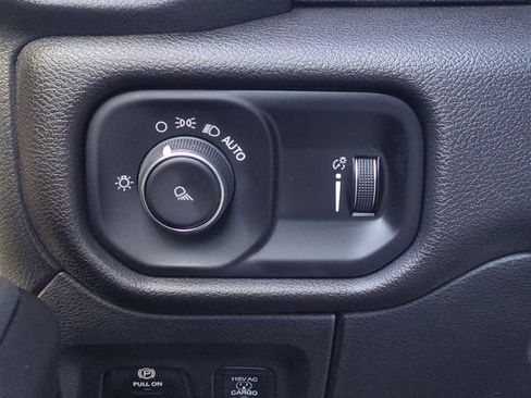 Used 2025 RAM 1500 Tradesman AWD/4WD image 23