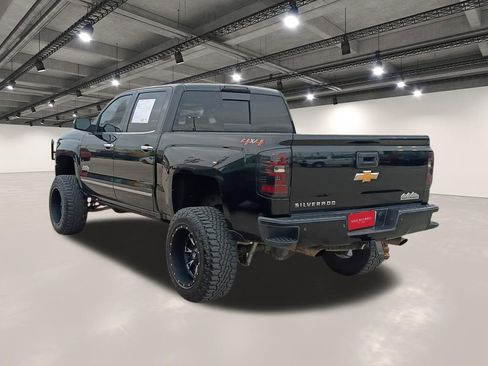 Used 2018 Chevrolet Silverado 1500 High Country image 14
