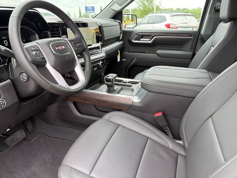 New 2026 GMC Sierra 1500 SLT w/ SLT Premium Plus Package AWD/4WD image 18