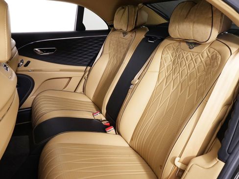 Used 2021 Bentley Flying Spur W12 AWD/4WD image 27