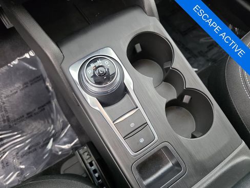 Used 2026 Ford Escape Active w/ Tech Pack #1 FWD image 23
