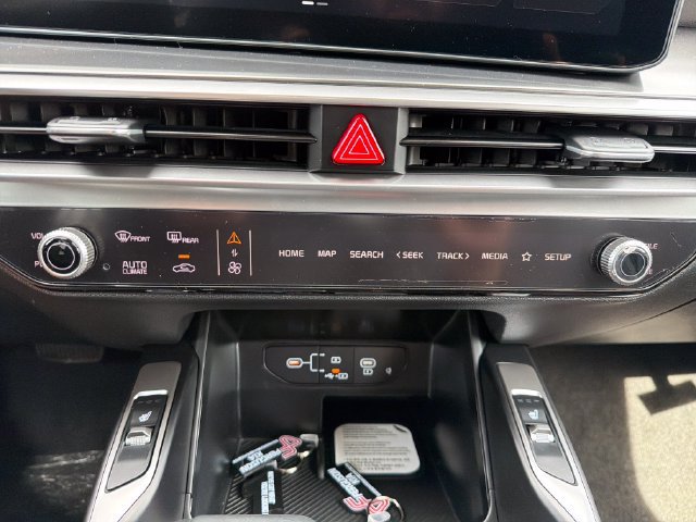 New 2026 Kia Sorento S AWD/4WD image 14