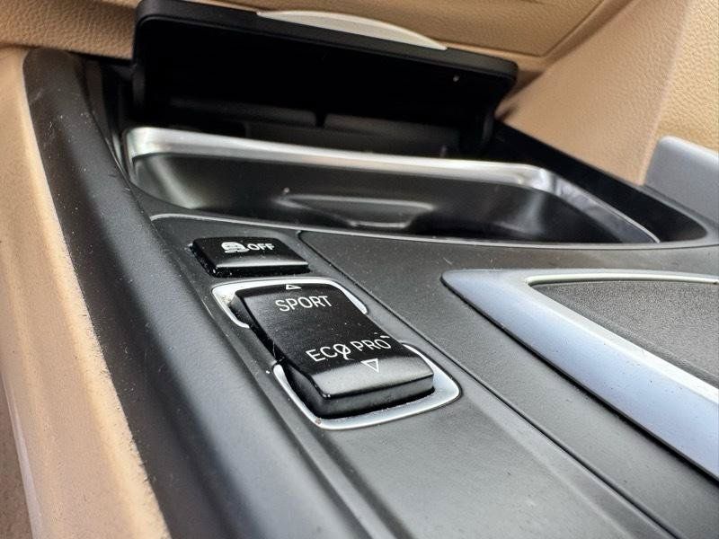 Used 2012 BMW 328i Sedan RWD image 64