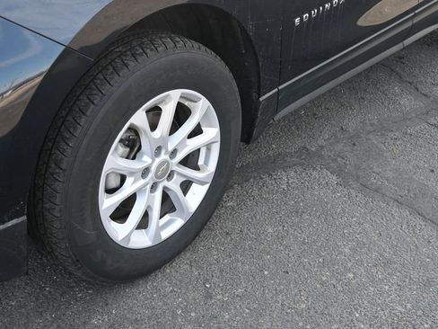 Used 2021 Chevrolet Equinox LT image 12