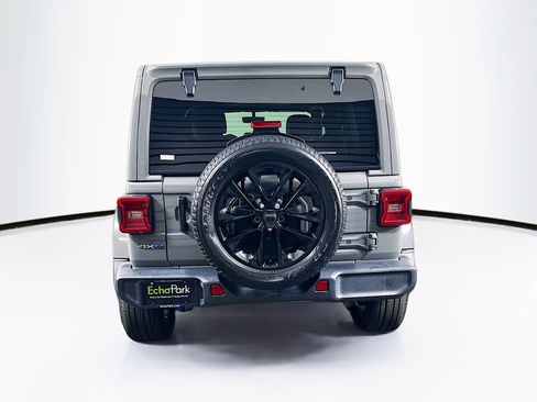 Used 2023 Jeep Wrangler Unlimited Sahara w/ Cold Weather Group AWD/4WD image 7