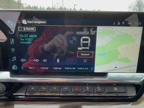 New 2025 Chevrolet Silverado 1500 RST AWD/4WD image 16