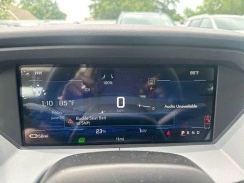 New 2027 Chevrolet Bolt LT w/ Comfort Package FWD image 34