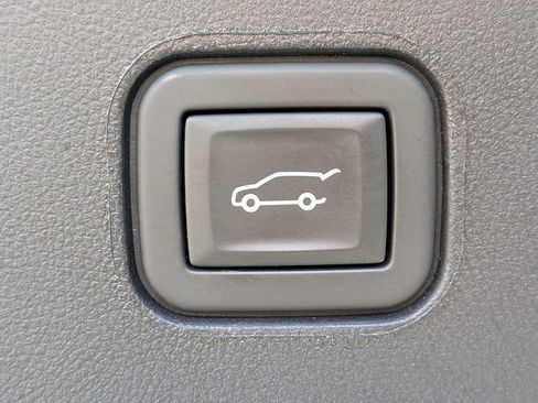 Certified 2024 Cadillac Lyriq Luxury AWD/4WD image 13