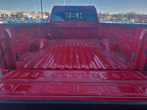 Used 2022 Chevrolet Silverado 2500 LT w/ Convenience Package image 6