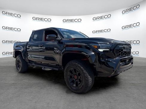 Used 2025 Toyota Tacoma TRD Pro AWD/4WD image 1
