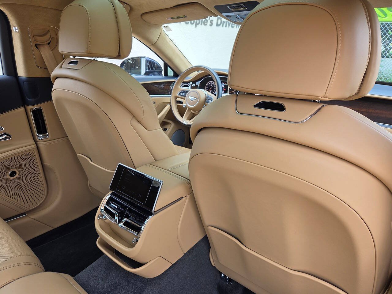 Used 2021 Bentley Flying Spur V8 AWD/4WD image 13