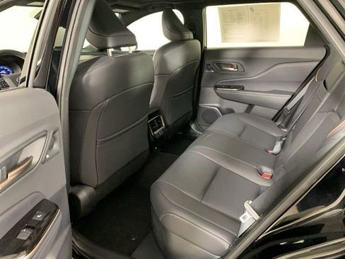 Used 2025 Toyota Crown Signia AWD/4WD image 33
