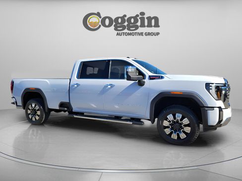 New 2026 GMC Sierra 3500 Denali image 14