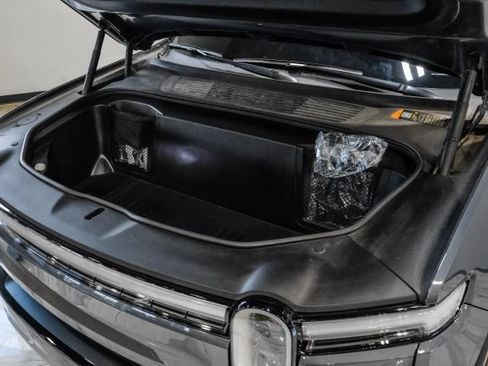 Used 2025 Rivian R1S Adventure AWD/4WD image 52