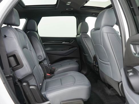 Used 2022 Buick Enclave Premium w/ Experience Buick Package AWD/4WD image 12