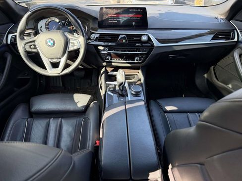 Used 2019 BMW 530i xDrive 530i xDrive image 8
