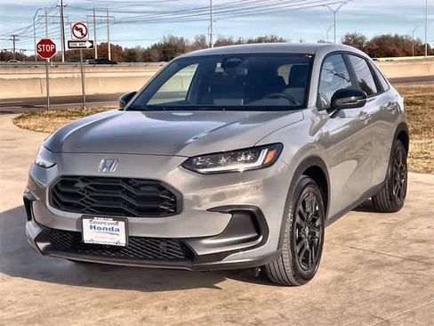 Certified 2026 Honda HR-V Sport image 2