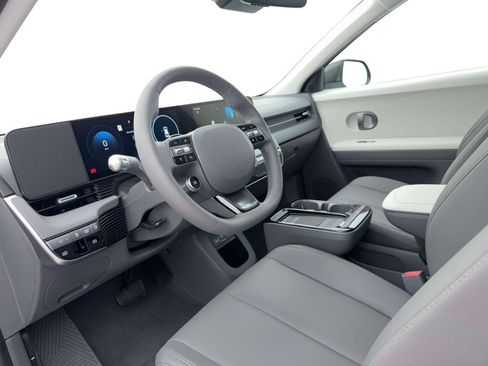 New 2026 Hyundai Ioniq 5 SEL AWD/4WD image 17