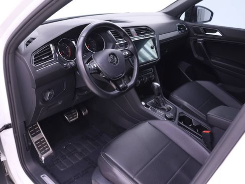 Used 2021 Volkswagen Tiguan SE R-Line w/ 3rd Row Seat Package AWD/4WD image 3