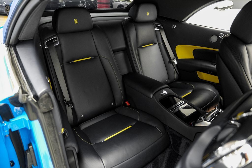 Used 2021 Rolls-Royce Dawn RWD image 43