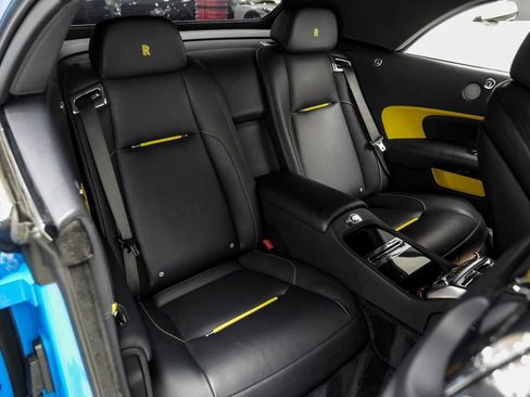 Used 2021 Rolls-Royce Dawn RWD image 43