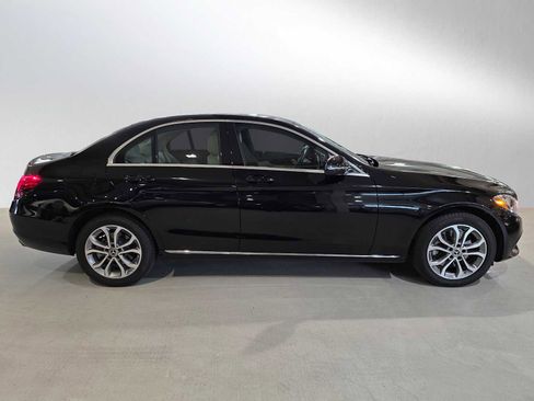 Used 2018 Mercedes-Benz C 300 4MATIC Sedan image 2