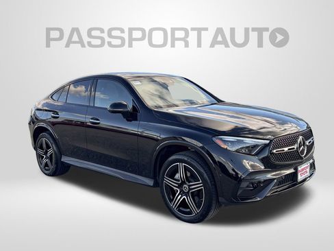 Used 2024 Mercedes-Benz GLC 300 4MATIC image 11