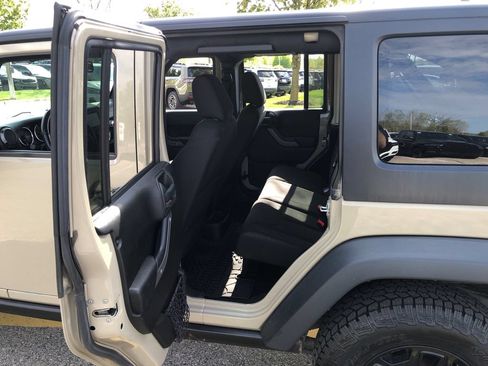 Used 2017 Jeep Wrangler Unlimited Sport AWD/4WD image 24