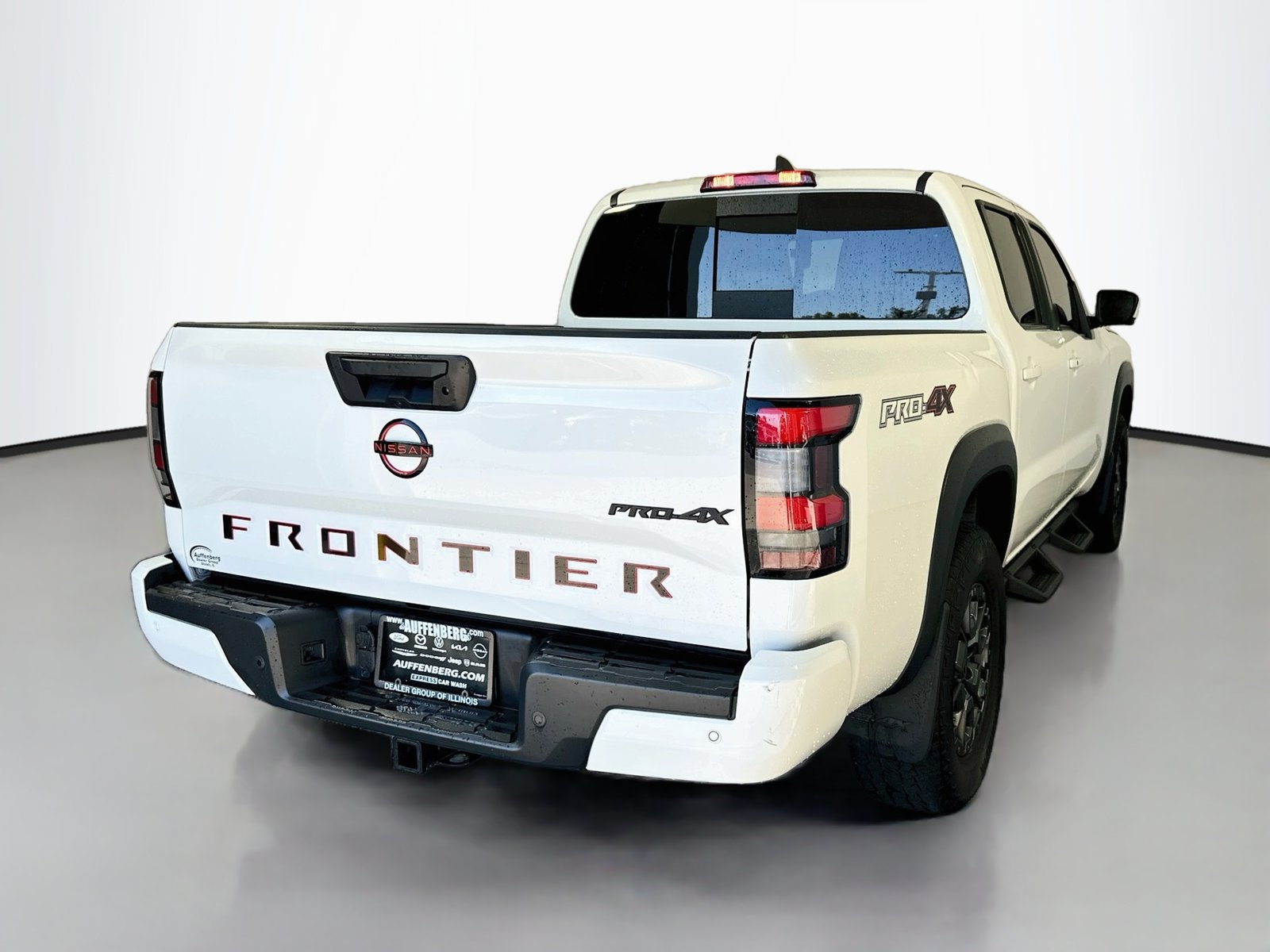 Used 2023 Nissan Frontier PRO-4X w/ Pro-4X Premium Package AWD/4WD image 7
