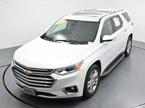 Used 2019 Chevrolet Traverse High Country w/ LPO, Floor Liner Package AWD/4WD image 49