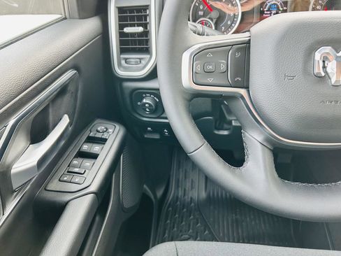 New 2026 RAM 1500 Big Horn AWD/4WD image 16